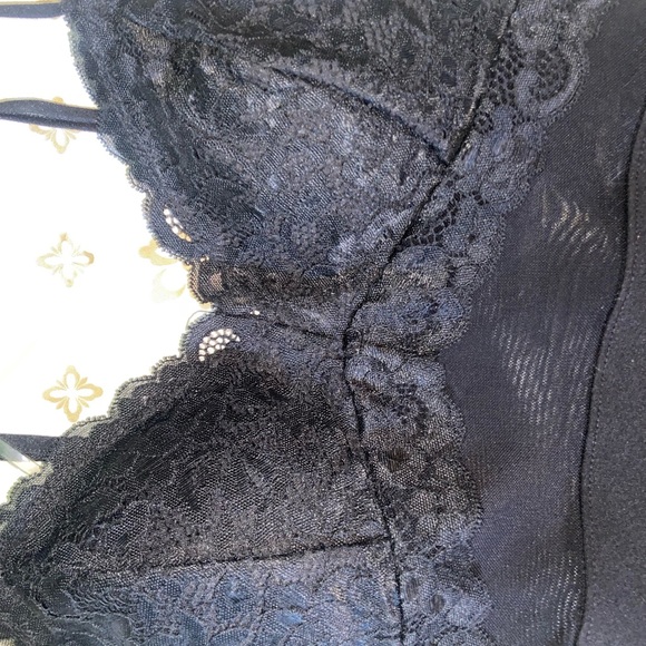 Small black dress - Picture 3 of 4